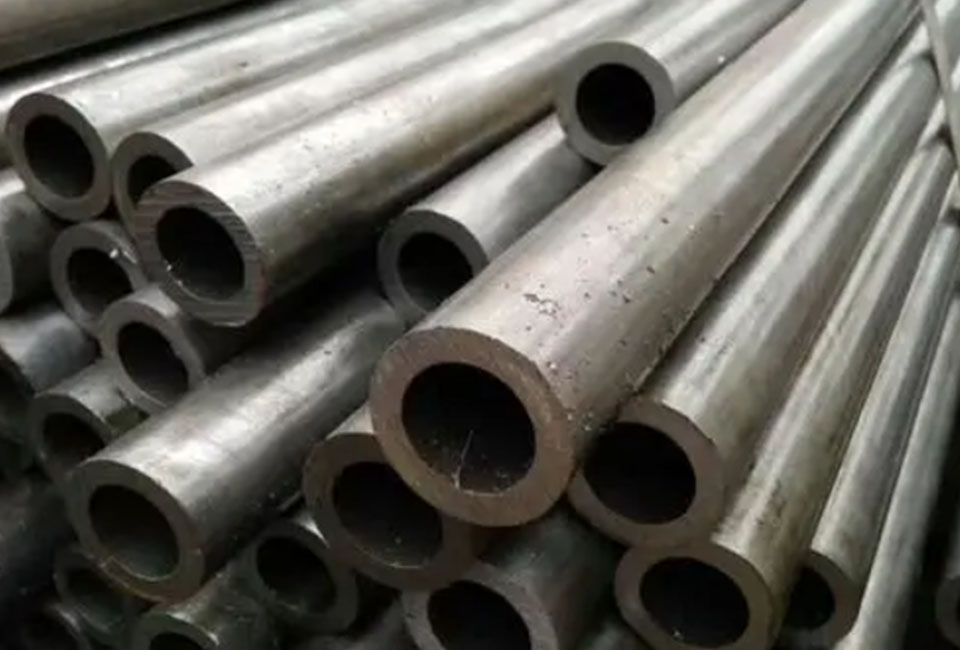 ALLOY SEAMLESS STEEL PIPE